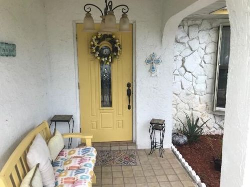 843 Polynesian Ave, Fort Pierce, FL 34983-4625