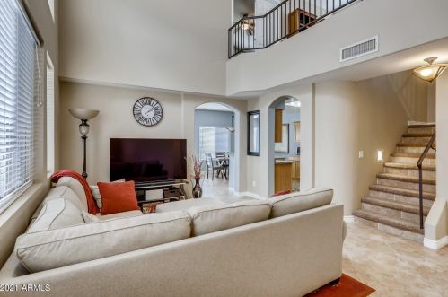3525 Whispering Wind Dr, Glendale, AZ 85310-4315