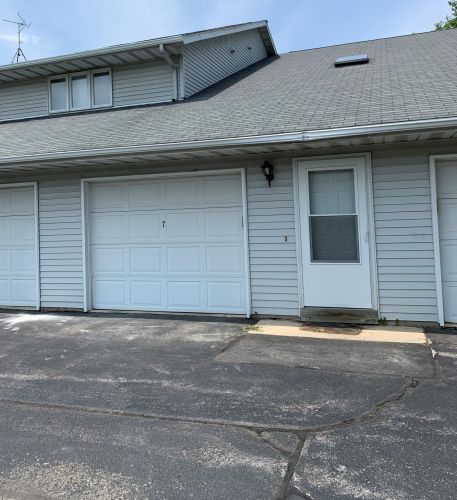 160 Maple Ave, Slinger WI  53086-9412 exterior