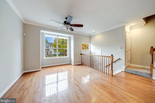 12959 Terminal Way, Woodbridge VA  22193-6133 exterior