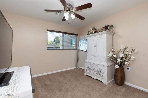 7425 Holly St, Scottsdale AZ 85257-2914 exterior