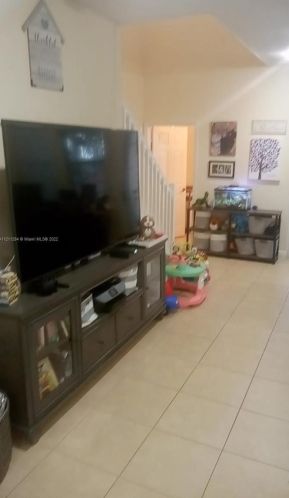 2703 119th Way, Hollywood, FL 33025-5696