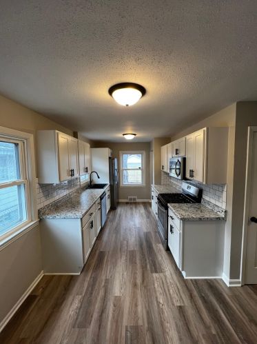 7304 30th Ave, Kenosha, WI 53142-4402