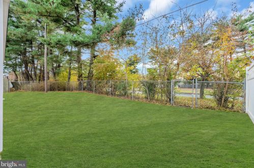 9 Snowflower Ln, Willingboro NJ  08046-1012 exterior