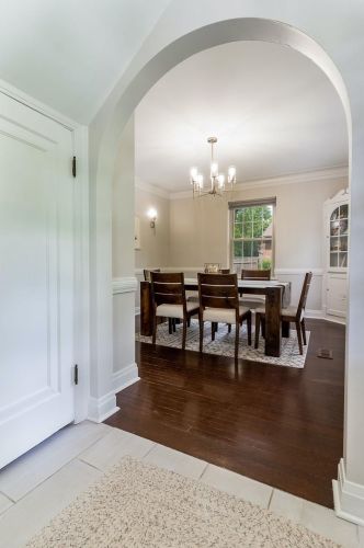 225 Ellendale Pkwy, Crown Point IN  46307-4341 exterior