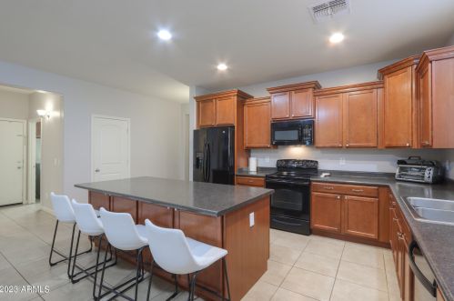 1888 Hubbard Ln, Casa Grande AZ  85122-6742 exterior