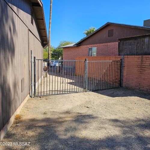 3980 Mandarin Cir, Tucson AZ exterior