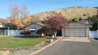 211 Blossom Way, Yakima, WA 98908-9062