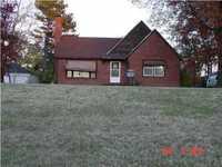 1530 Hillside St, Wichita, KS 67214-2437