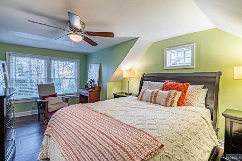 45 Longview Trl, Parsippany NJ  07834-2039 exterior