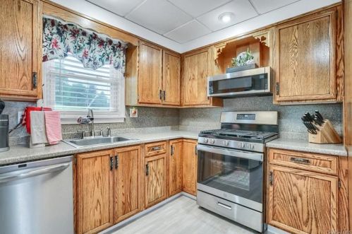 29 Ramapo Rd, Garnerville NY  10923-1717 exterior