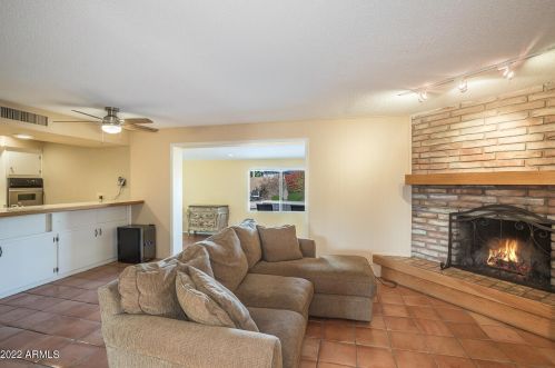 7211 11th Pl, Phoenix, AZ 85020-5006