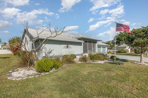 1532 Independence Ave, Melbourne, FL 32940-6809