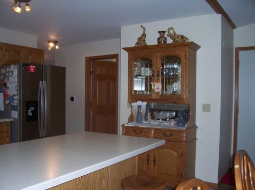 1630 Garden Ln, West Bend WI  53095-5526 exterior