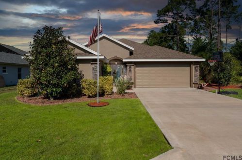 4 Colleen Ct, Palm Coast, FL 32137-9035