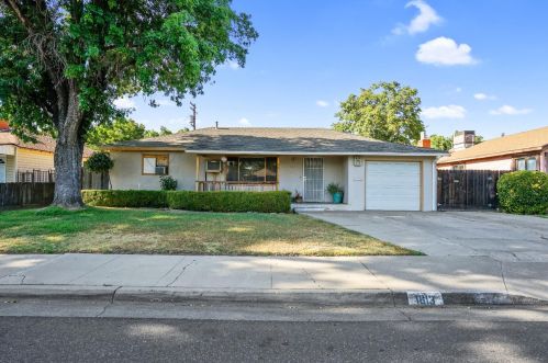 1813 Orangeburg Ave, Modesto, CA 95355-3239