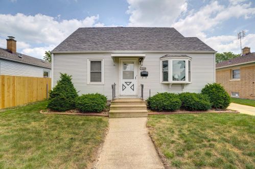 7807 20th Ave, Kenosha, WI 53143-5818