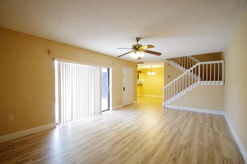 4223 42nd Way, West Palm Beach, FL 33407-6835