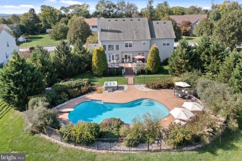 190 Country Ridge Dr, Limerick, PA 19468-3155