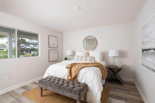 8191 Malloy Dr, Huntington Beach CA 92646-5018 exterior