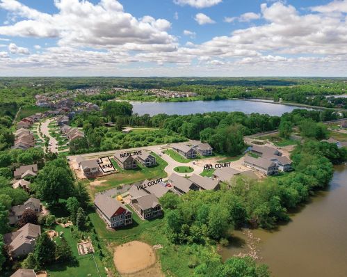 8743 Neal Ave, Stillwater, MN 55082-9495