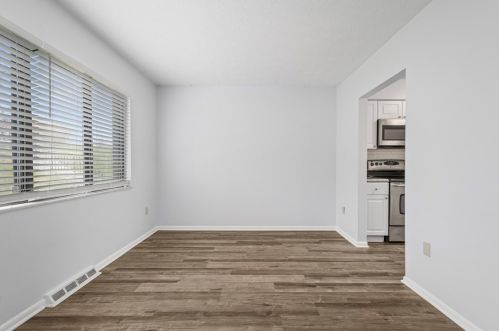 103 Springwater Ct, Moon Twp, PA 15108-9684