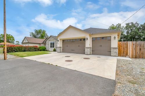 2071 Palm St, Sutter, CA 95982-2530