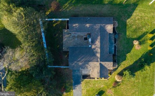 124 Millersville Rd, Lancaster PA  17603-4220 exterior