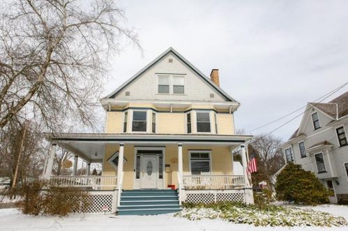 174 Waugh Ave, New Wilmington, PA 16142-1255