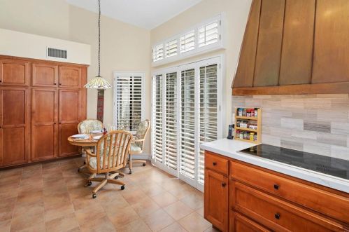 28782 Vista Valley Dr, Vista CA  92084-2223 exterior