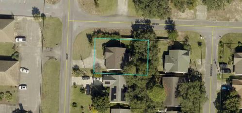 58 3 St, Shalimar FL  32579-1747 exterior