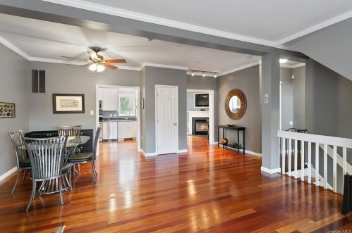 53 Leif Blvd, Congers, NY 10920-1312