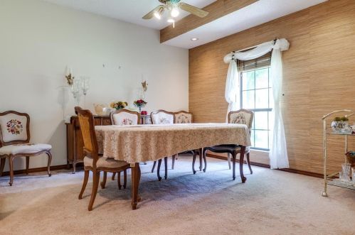 702 Mount Vernon Dr, Richardson TX  75081-5336 exterior