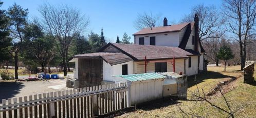 568 Old Liberty Rd, Monticello, NY 12701-3113