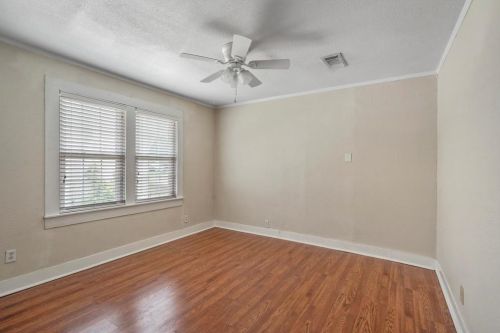 4812 Calmont Ave, Fort Worth TX  76107-5315 exterior