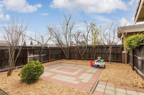 4264 Borderlands Dr, Rancho Cordova CA 95742-7754 exterior