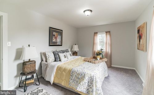 2746 Old Welsh Rd, Willow Grove PA  19090-3934 exterior