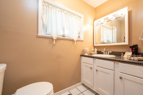 531 Leech Ave, Saltsburg PA  15681-8916 exterior