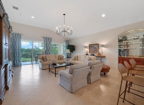 120 Palm Bay Dr, West Palm Beach, FL 33418-5727
