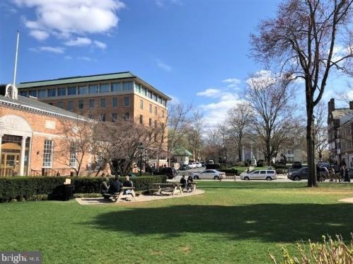 48 Nassau St, Princeton NJ  08542-4512 exterior