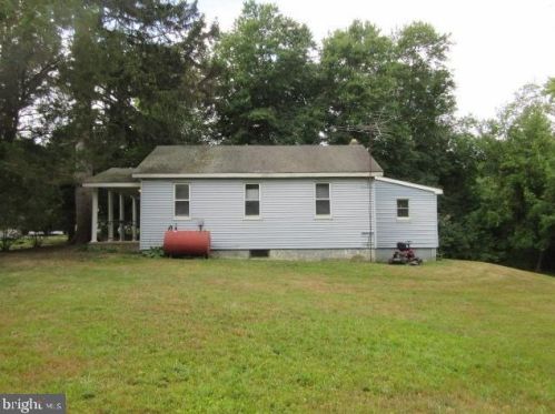 1339 Red Lion Rd, Bear DE  19701-1818 exterior