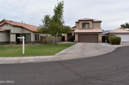 1372 Page Ave, Gilbert, AZ 85234-1020