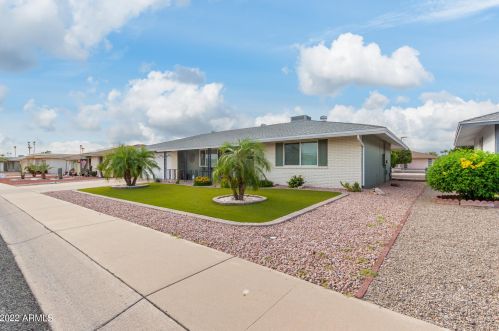 9608 Brokenstone Dr, Sun City, AZ 85351-2420