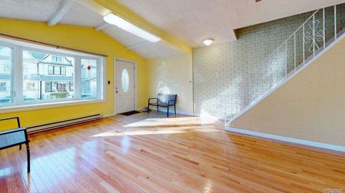 107-15 106th St, Jamaica, NY 11417-1138