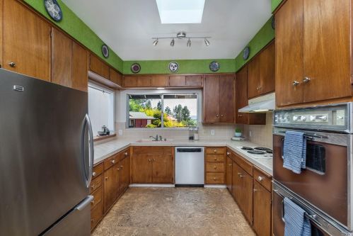 7190 Fircrest Ave, Sebastopol CA  95472-4430 exterior