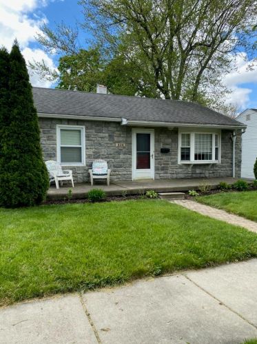 624 Eastern Ave, Bellefontaine, OH 43311-2614