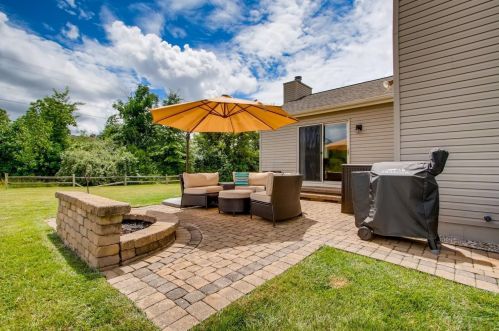 8403 Bent Maple Ct, Blacklick, OH 43004-9090
