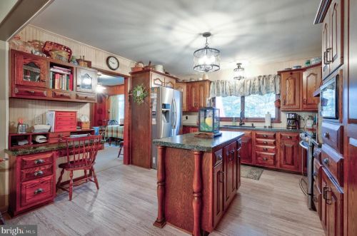 23334 Great Cove Rd, Mc Connellsburg PA  17233-8331 exterior