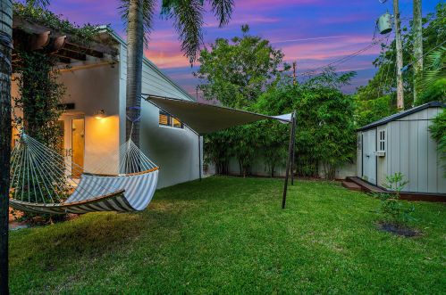 250 10th St, Delray Beach FL  33444-4048 exterior