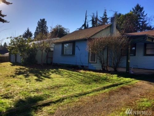 11717 12 Ave, Seattle WA  98146-2604 exterior